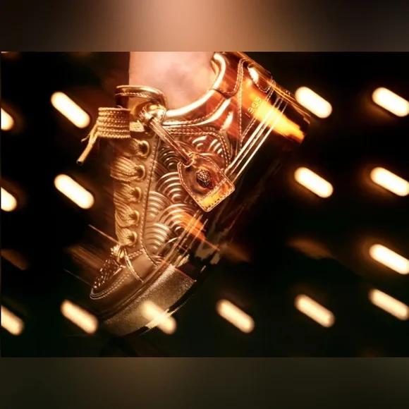 Kurt Geiger London Southbank Tag Platform Sneakers in metallic gold.  Size 37 - Picture 10 of 12